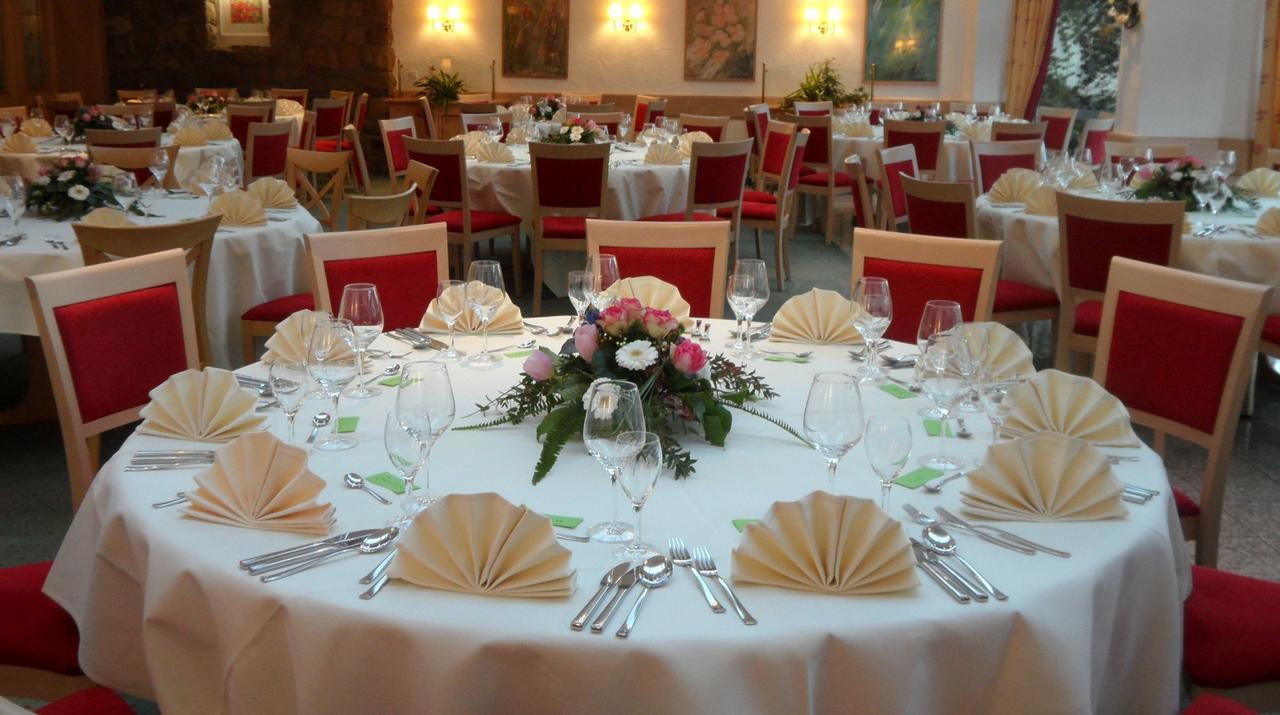 Hotel Lamm Ostfildern Bagian luar foto